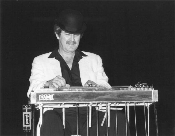 The Maestro, Buddy Emmons on the pedal steel guitar !